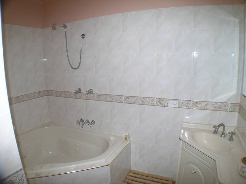 27 Gordon Avenue, Griffith NSW 2680