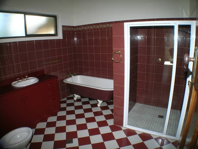 297 Wakaden Street, Griffith NSW 2680