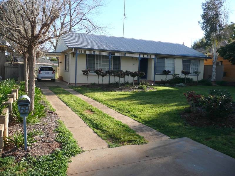 68 Poole Street, Griffith NSW 2680