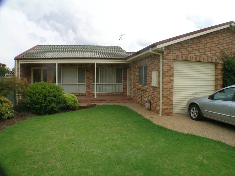 a/59 Leaver Street, Yenda NSW 2681