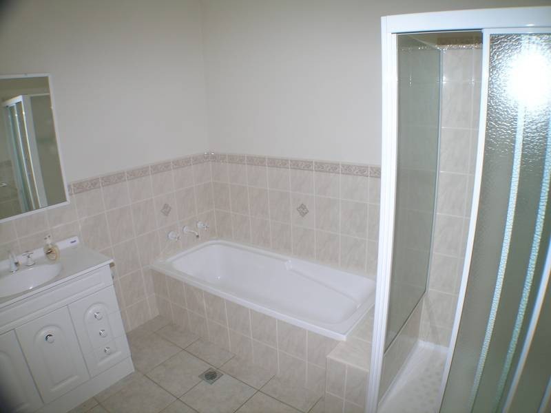 a/59 Leaver Street, Yenda NSW 2681