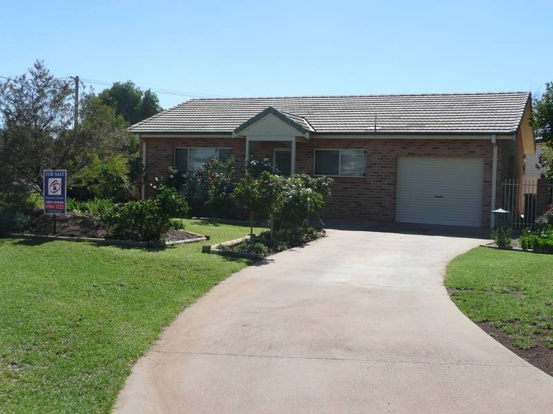 1/25 Bringagee Street, Griffith NSW 2680