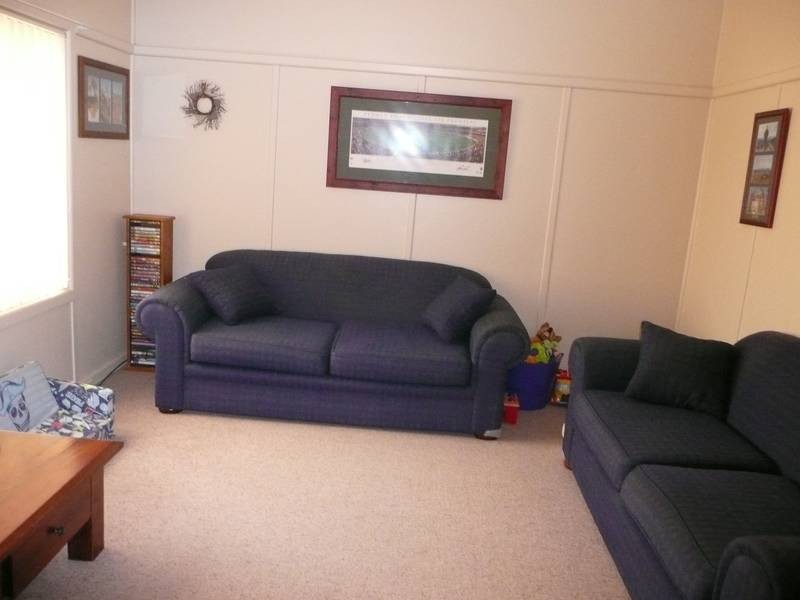 21 Stanbridge Street, Yenda NSW 2681