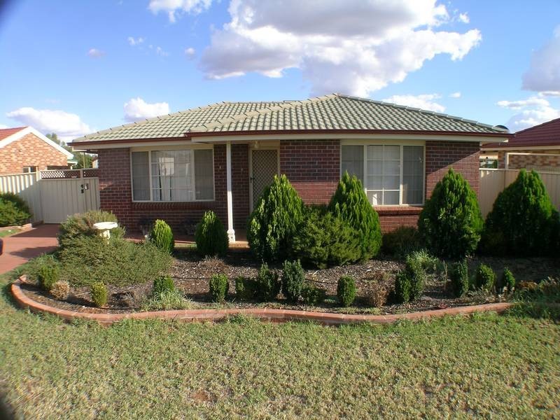 8 Mandalay Drive, Griffith NSW 2680