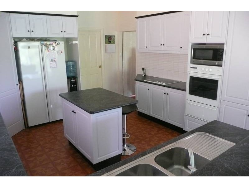 56 Ross Crescent, Griffith NSW 2680