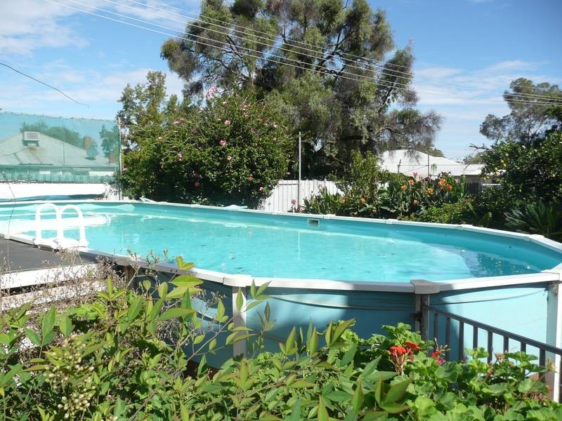 8 Baringa Street, Griffith NSW 2680