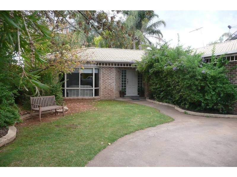 72 Leaver Street, Yenda NSW 2681