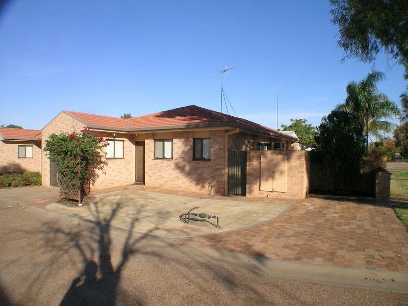 1/28 Coolah Street, Griffith NSW 2680