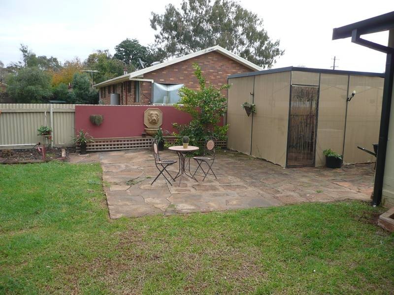 18 Lowde Street, Nericon NSW 2680