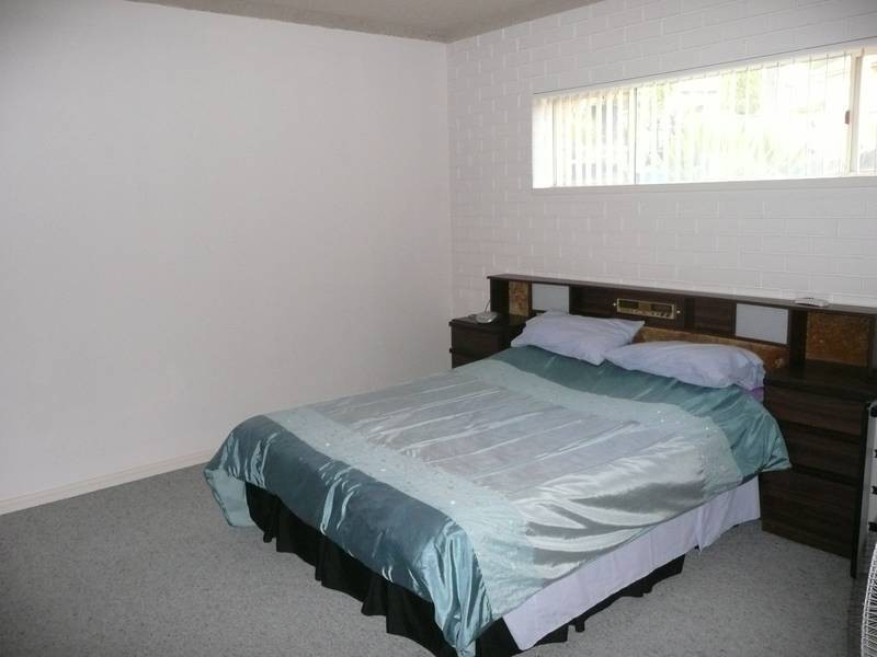 a/6 Lawford Crescent, Griffith NSW 2680