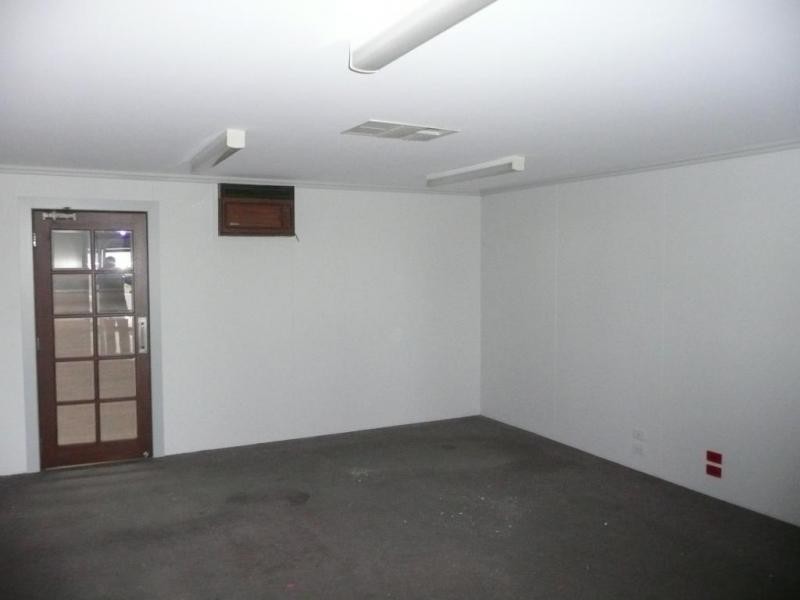 2 Favell Street, Griffith NSW 2680