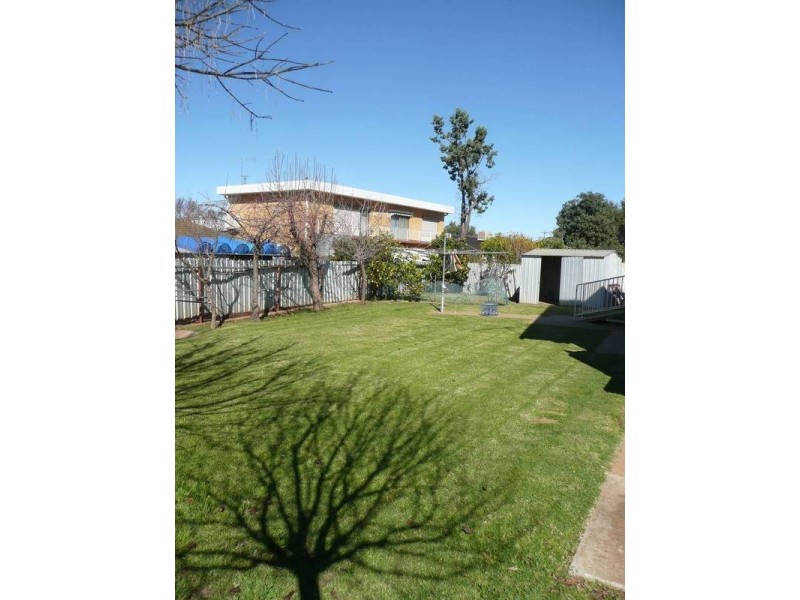 4 Graham Street, Griffith NSW 2680