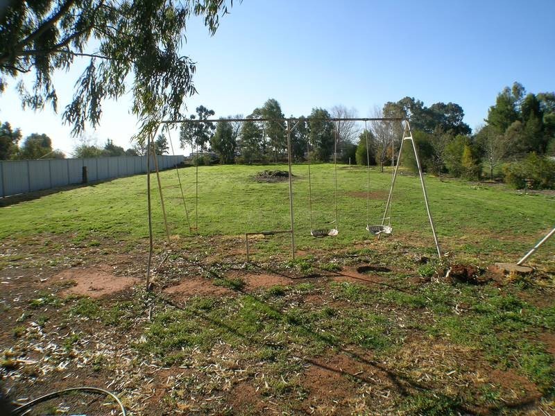 2422 Schwab Road, Yenda NSW 2681