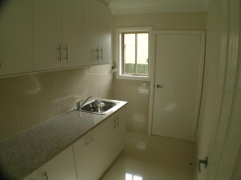 7c Sidlow Road, Griffith NSW 2680