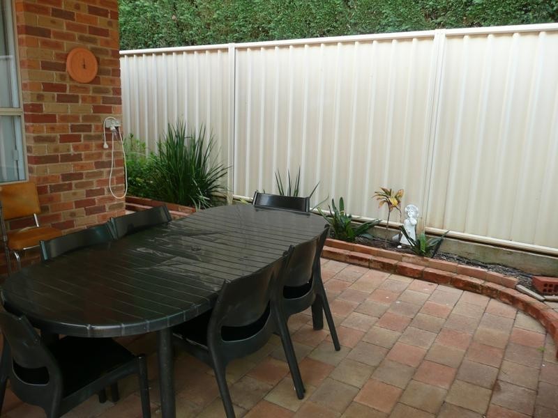 4/3 Worfolk Place, Griffith NSW 2680