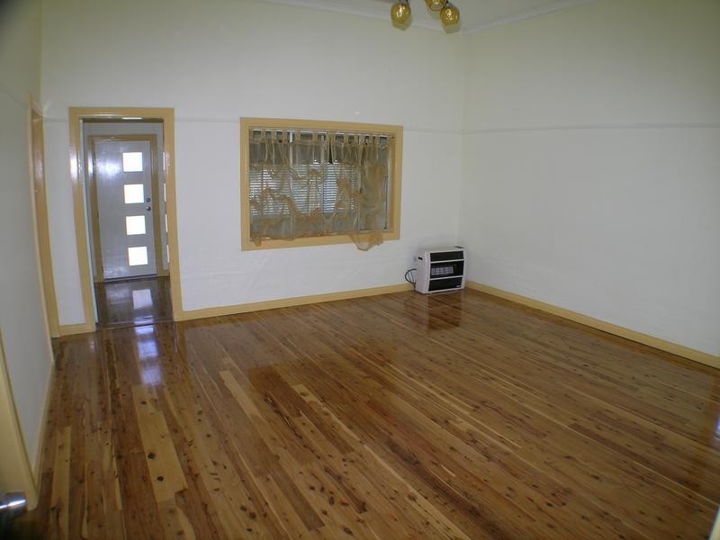 15 Park Street, Yenda NSW 2681