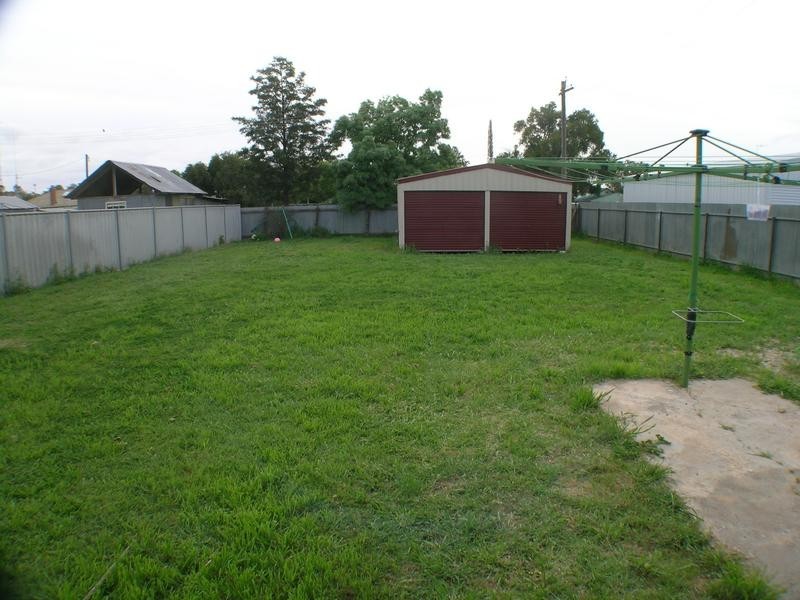 42 Mirrool Avenue, Yenda NSW 2681