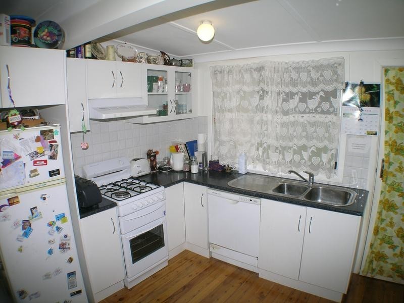 42 Mirrool Avenue, Yenda NSW 2681