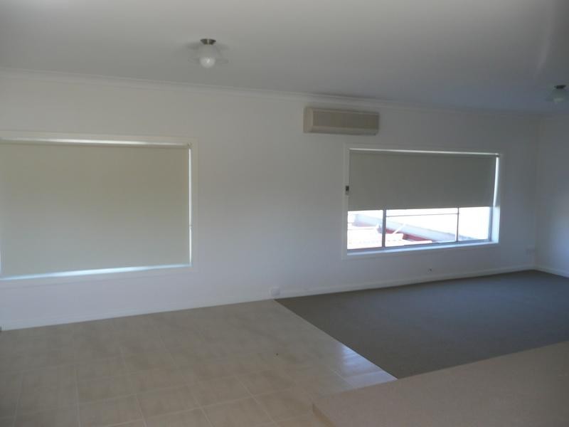 . West Griffith Service Centre, Griffith NSW 2680