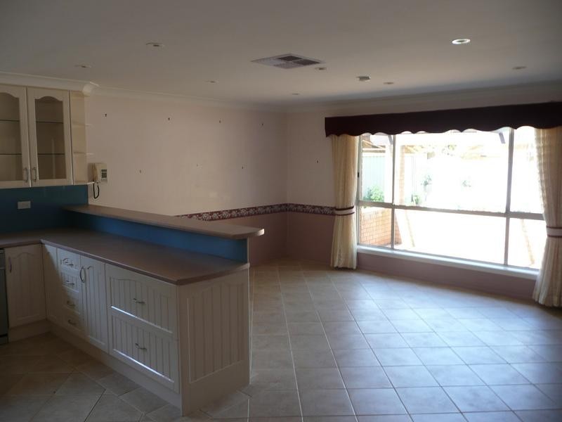 8 Messner Street, Griffith NSW 2680