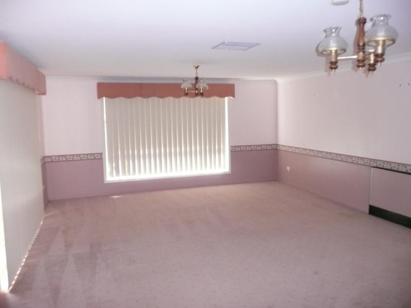 8 Messner Street, Griffith NSW 2680