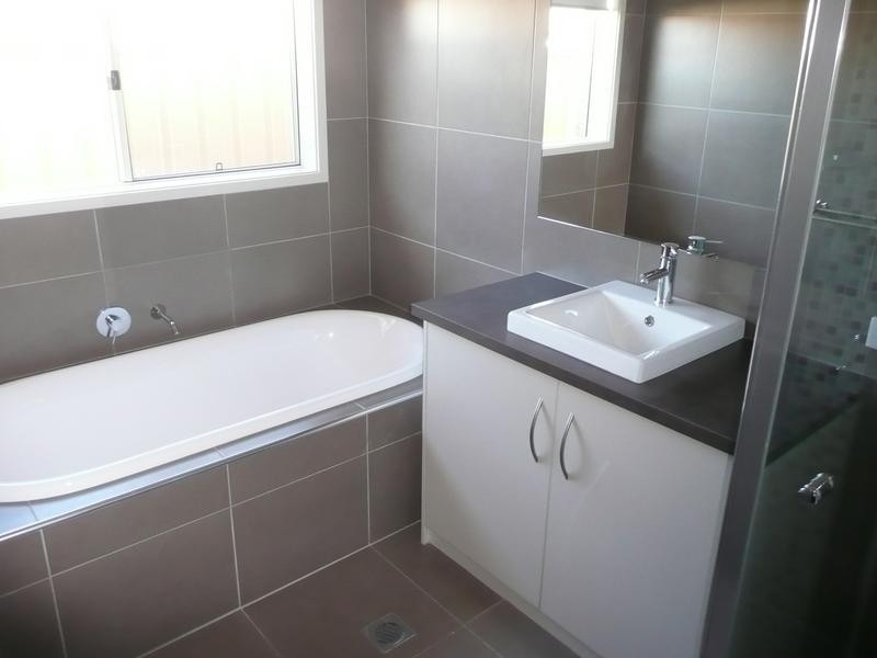 21 Calabria Road, Griffith NSW 2680