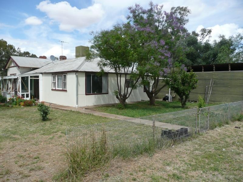 10 Kurrawang Street, Barellan NSW 2665