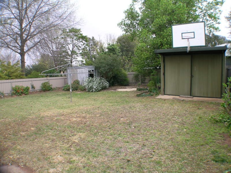 7 Youll Street, Griffith NSW 2680