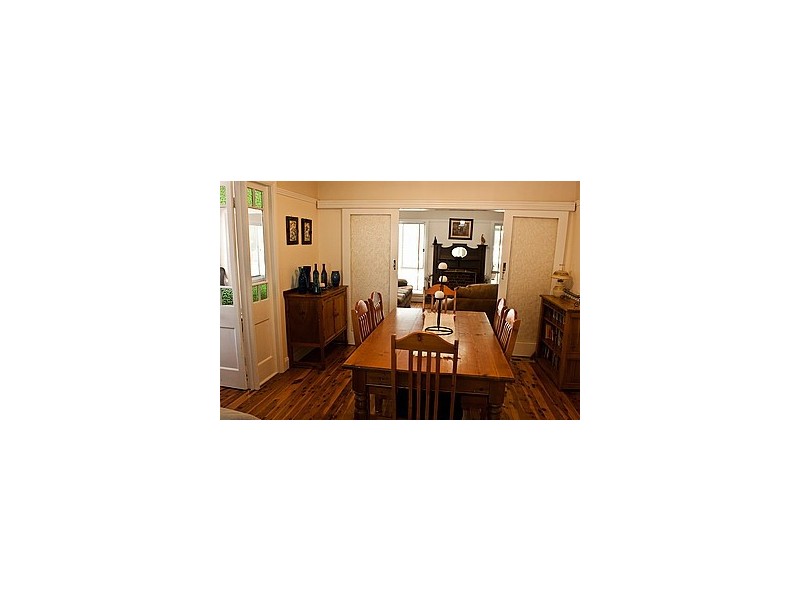 17 Yoolooma Street, Griffith NSW 2680