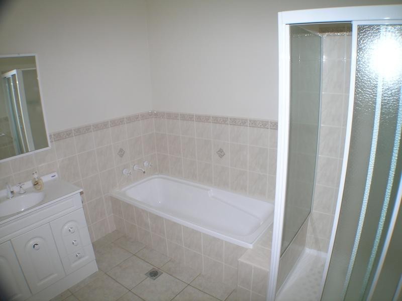 a/59 Leaver Street, Yenda NSW 2681