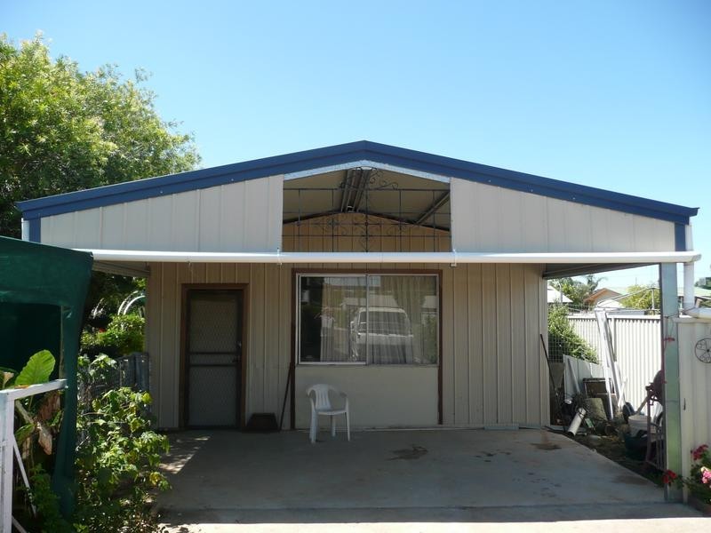 222 High Street, Hillston NSW 2675