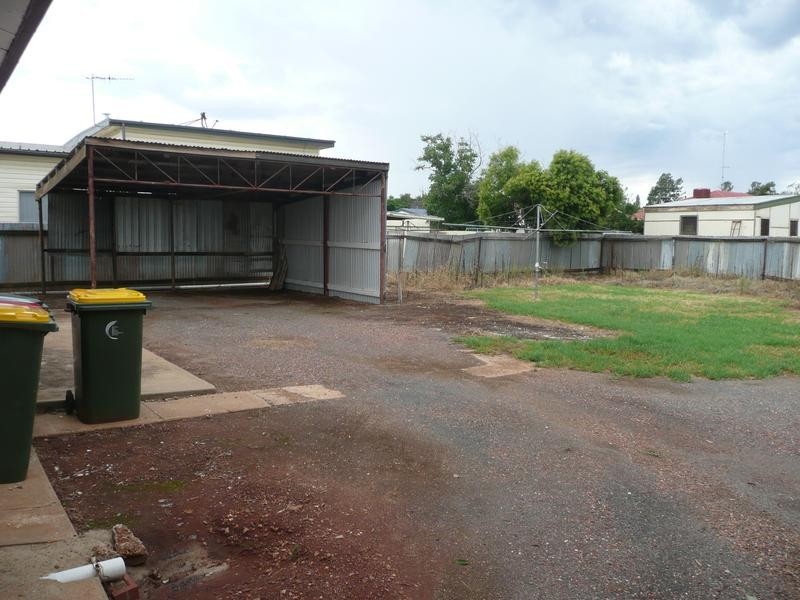 21 Erskine Road, Griffith NSW 2680