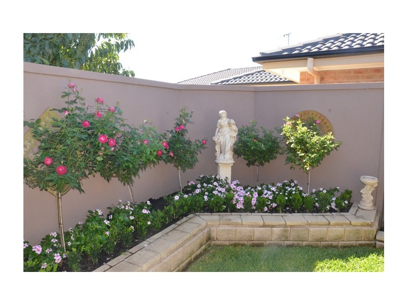 24 Brooks Street, Griffith NSW 2680