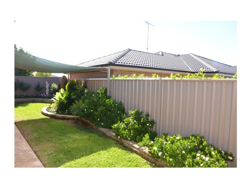 24 Brooks Street, Griffith NSW 2680