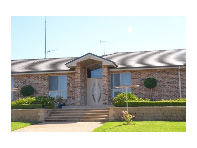24 Brooks Street, Griffith NSW 2680