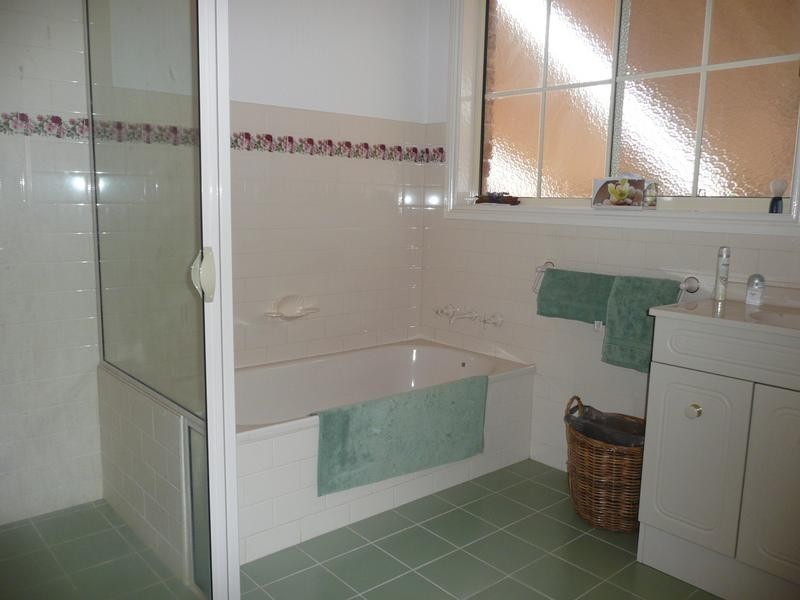 25b Holmes Crescent, Griffith NSW 2680