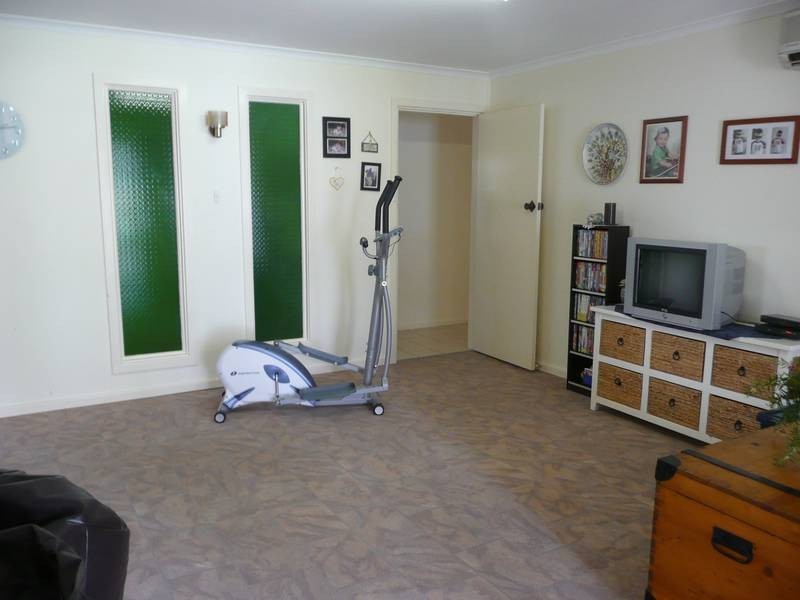 60 Poole Street, Griffith NSW 2680