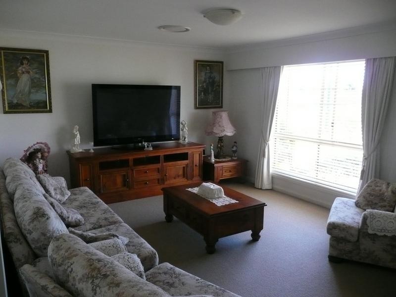 9 Boree Avenue, Griffith NSW 2680