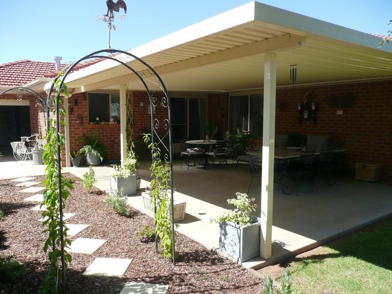 9 Boree Avenue, Griffith NSW 2680