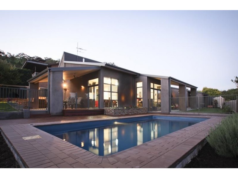 4 Harnett Place, Griffith NSW 2680