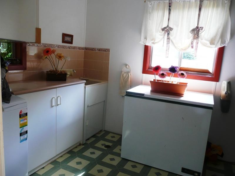 8 Gibbs Street, Griffith NSW 2680