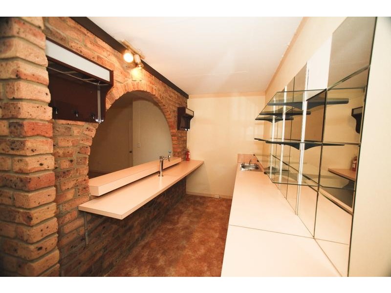 24 Lawford Crescent, Griffith NSW 2680