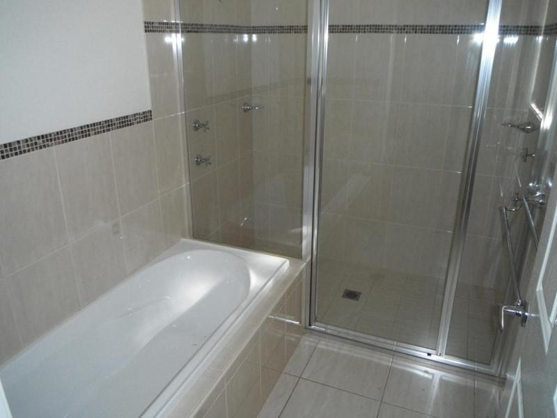 6 Simona Close, Griffith NSW 2680