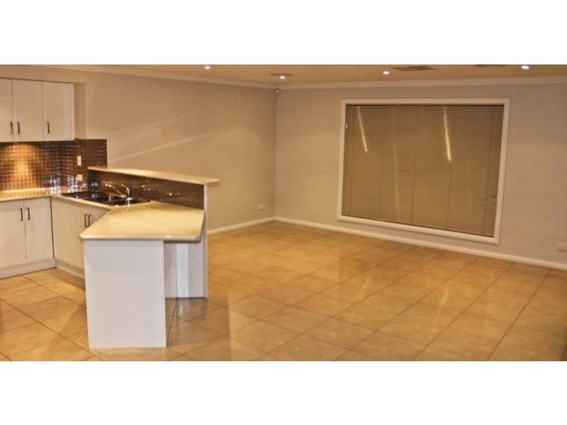 Hillam Drive, Griffith NSW 2680