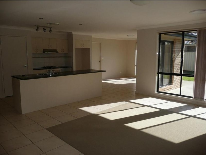 11 Rowley Street, Griffith NSW 2680