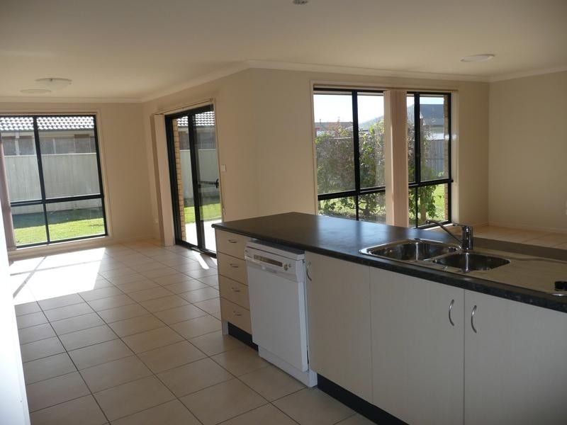 11 Rowley Street, Griffith NSW 2680