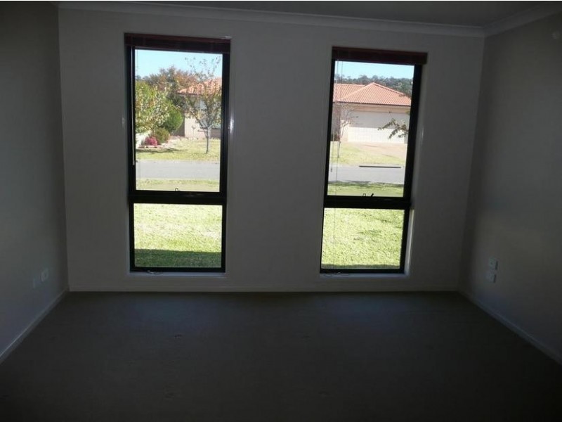 11 Rowley Street, Griffith NSW 2680