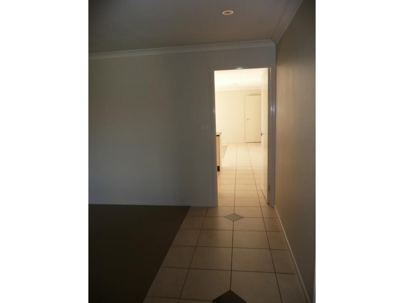 11 Rowley Street, Griffith NSW 2680