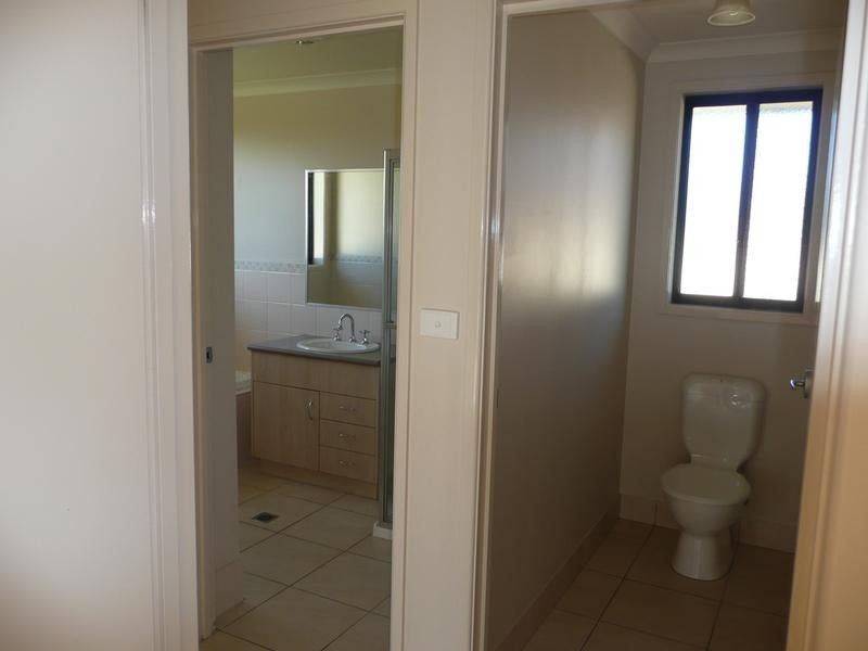 11 Rowley Street, Griffith NSW 2680