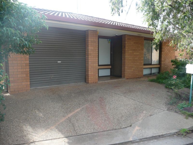 1/47-51 Clifton Boulevarde, Griffith NSW 2680